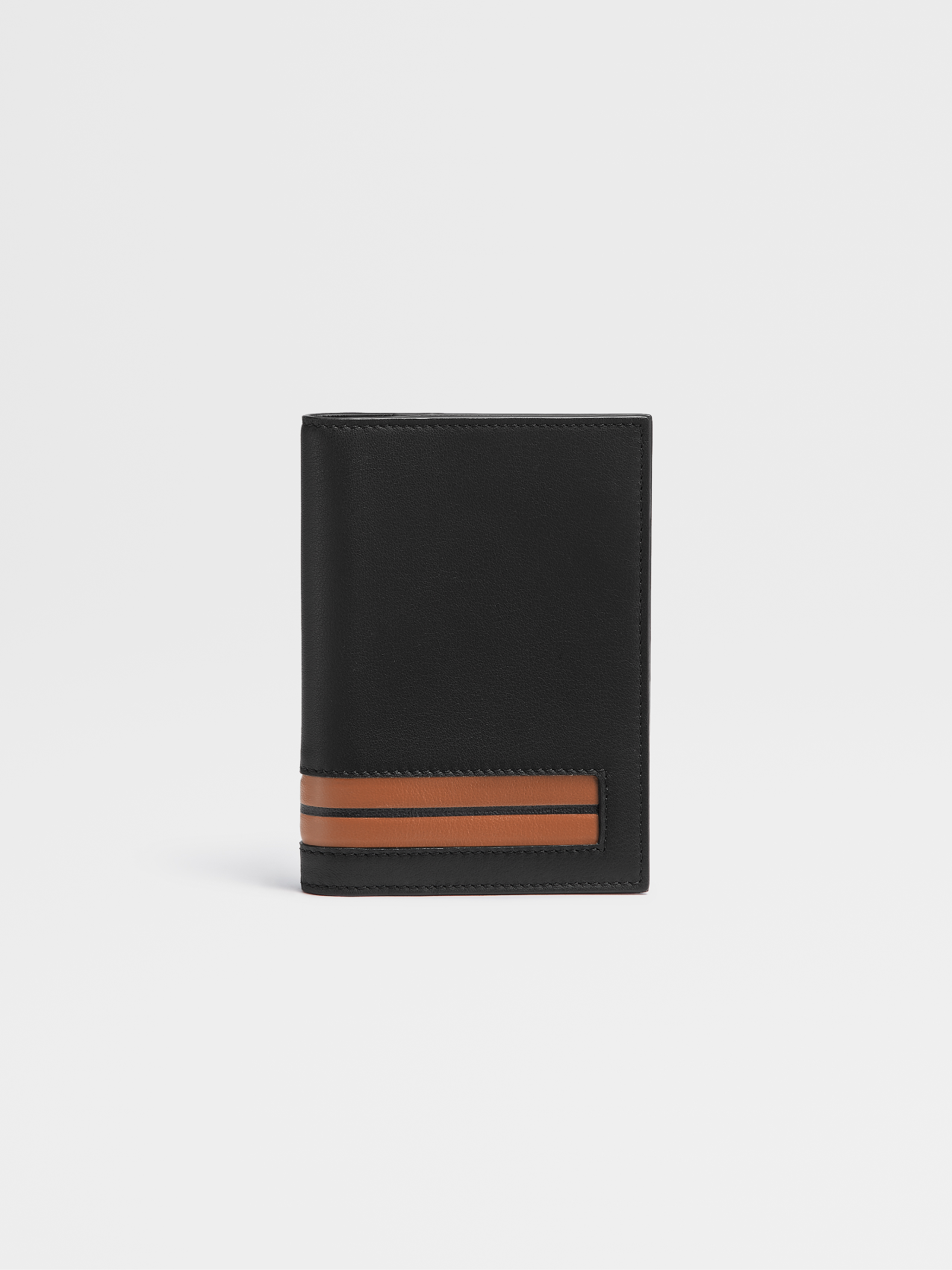 Funda Pasaporte en Piel Lisa Color Negro